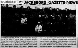 1959 FootballTeamof1925.jpg (1476324 bytes)